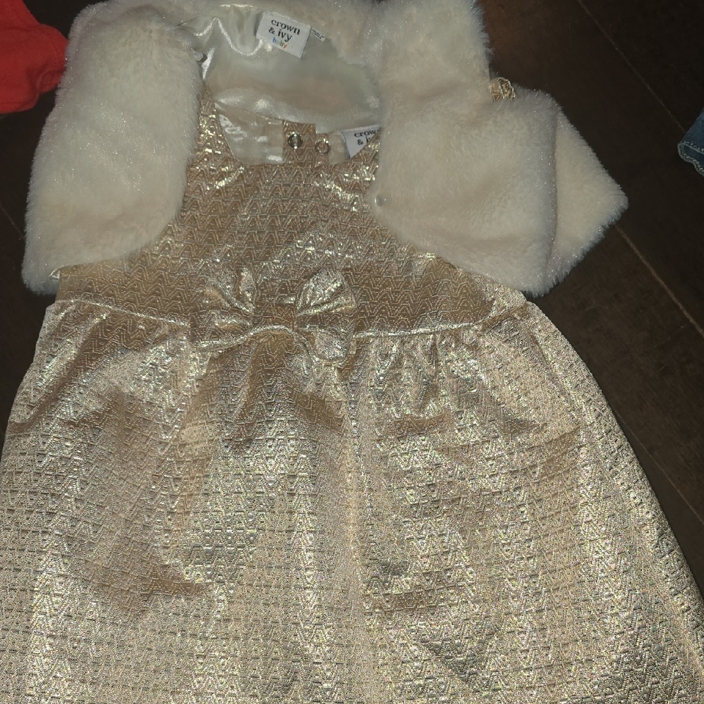 Crown & Ivy Gold Kids Casual Dress